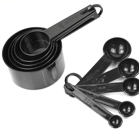 Measuring Cups And Measuring Spoon